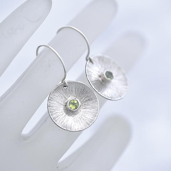 Round Silver Peridot Earrings – Stunning